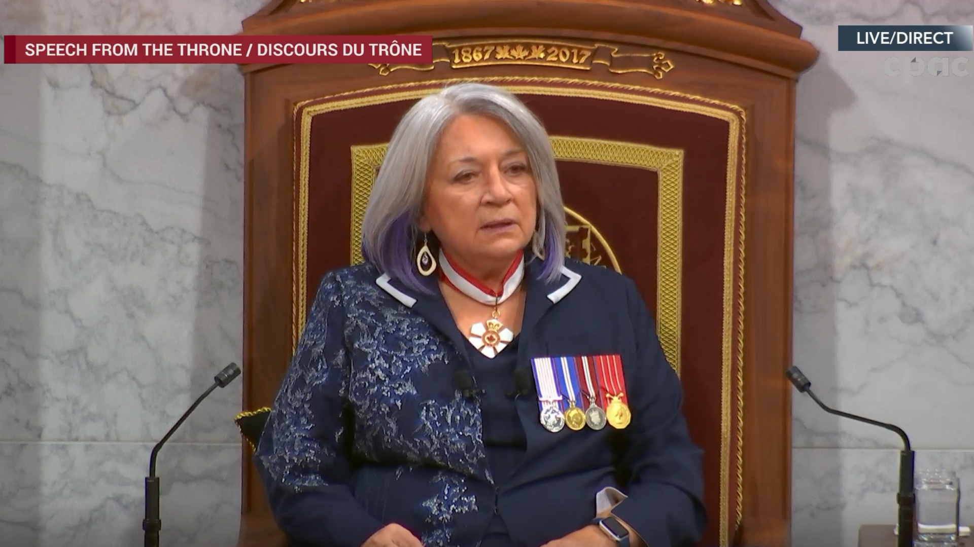 Son excellence, la gouverneure générale Mary Simon prononce le discours du trône le 23 novembre 2021.